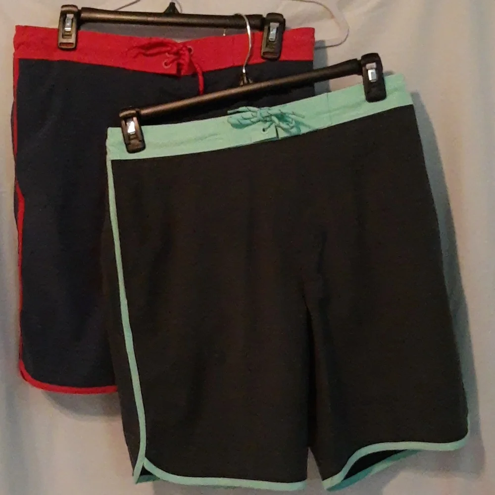 E-board Swim Shorts Swim Trunks Men’s Medium (32-34) 9-inch Inseam NEW